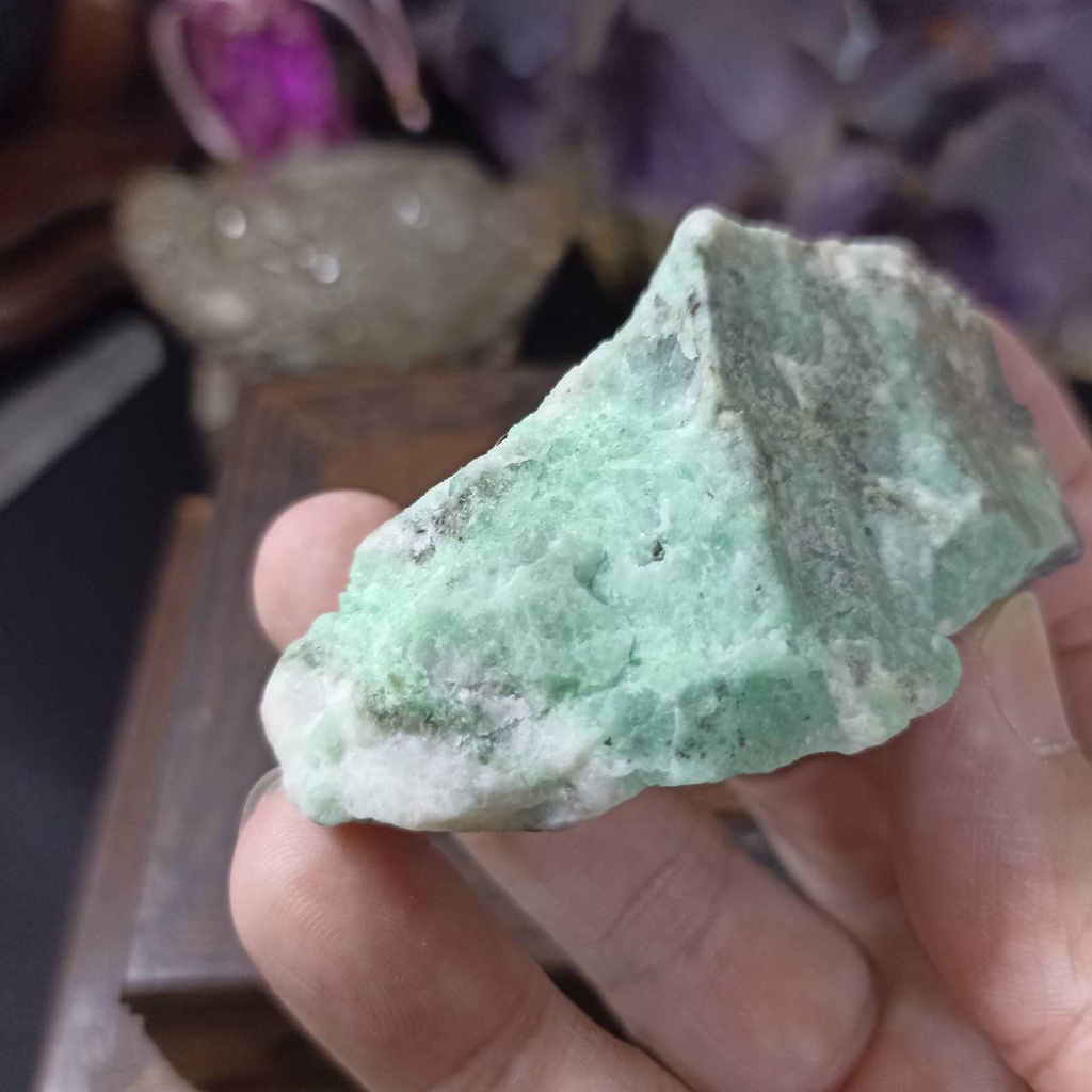 飛水晶-94(126g)雲南祖母綠原礦
