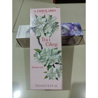 L′ERBOLARIO 蕾莉歐 櫻花樹保濕沐浴膠250ml