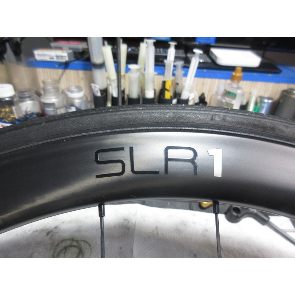 SLR1 輪組改Tripeak陶瓷培林6顆,改完速度提升100%,又順又滑又快又溜