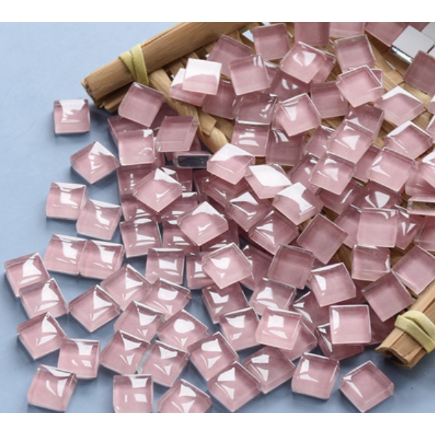 【台灣現貨🇹🇼】10*10mm 約450粒/包｜粉紅色｜彩色水晶玻璃馬賽克磚 手作DIY美術教具
