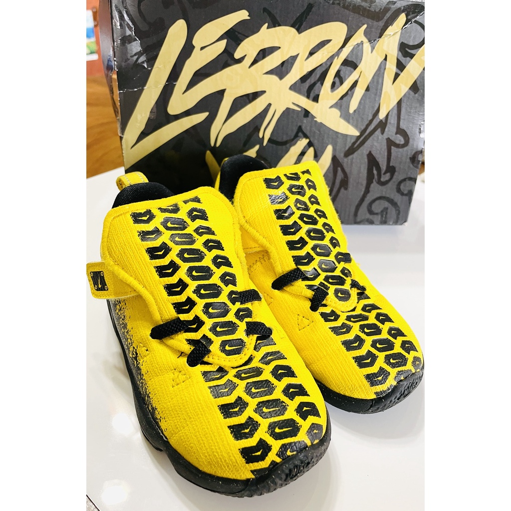 二手正品-童鞋-LEBRON XVII AUTO TDV 魔鬼氈運動鞋球鞋童鞋CK0611-7（市售約880-2200）