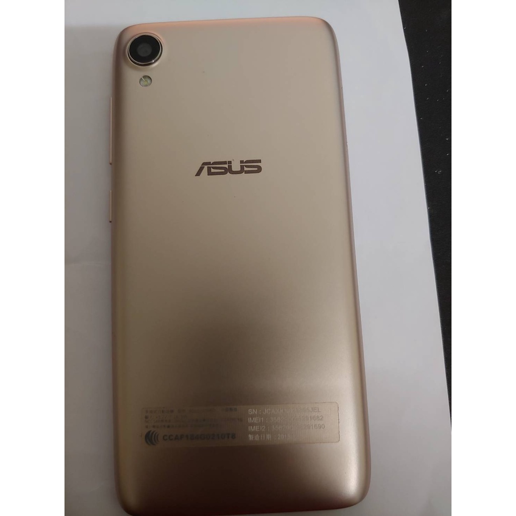 ASUS ZenFone Live (L1) ZA550KL a