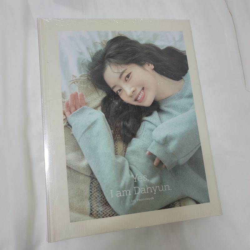 Yes. I am Dahyun. TWICE ダヒョン 新品未開封 TWICE ダヒョン 写真集