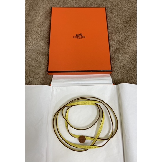 全新愛馬仕Hermes Petit h 皮繩，黃色。可另外在本賣場加購Hermes同色零錢包當小廢包背