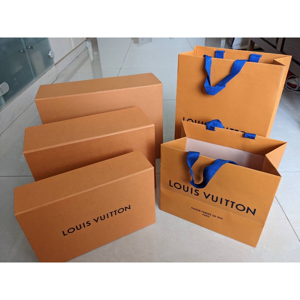LV   Louis Vuitton  路易威登  紙袋/紙盒    CELINE盒 香奈兒盒子