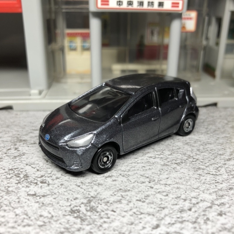 Tomica 98 Toyota aqua 初回