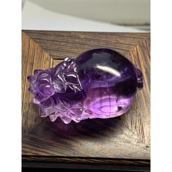 紫水晶龍龜紫黃晶龍龜：透體、有千層隱山、有黑色海膽花、藍針
