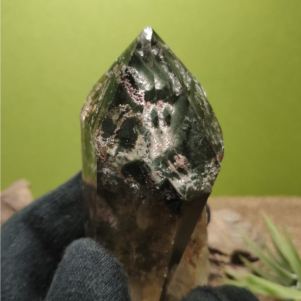 (原礦森林) G03  綠幽靈 綠幽靈水晶 彩幽靈水晶 異象水晶 原礦 原石 彩幽靈 晶柱