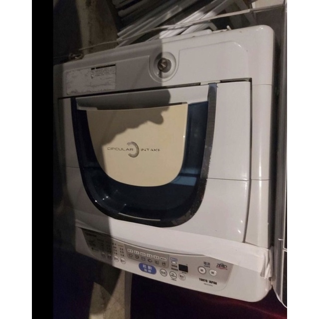 二手中古東芝10公斤變頻洗衣機，型號AW－G107A，寬64.5cm，深59.3cm，保固3個月