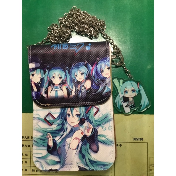 初音未來 二手手機包 保存良好 吊飾是贈品喔！