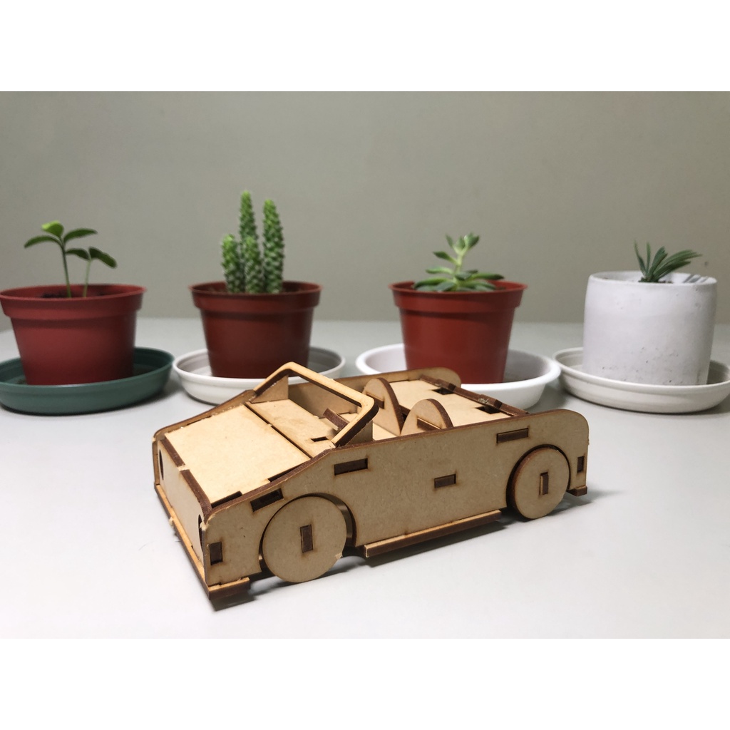 台灣製造自己動手組裝DIY立體優質木製敞篷跑車模型