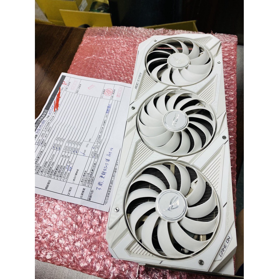 ASUS 華碩 ROG STRIX RTX 3090 O24G WHITE