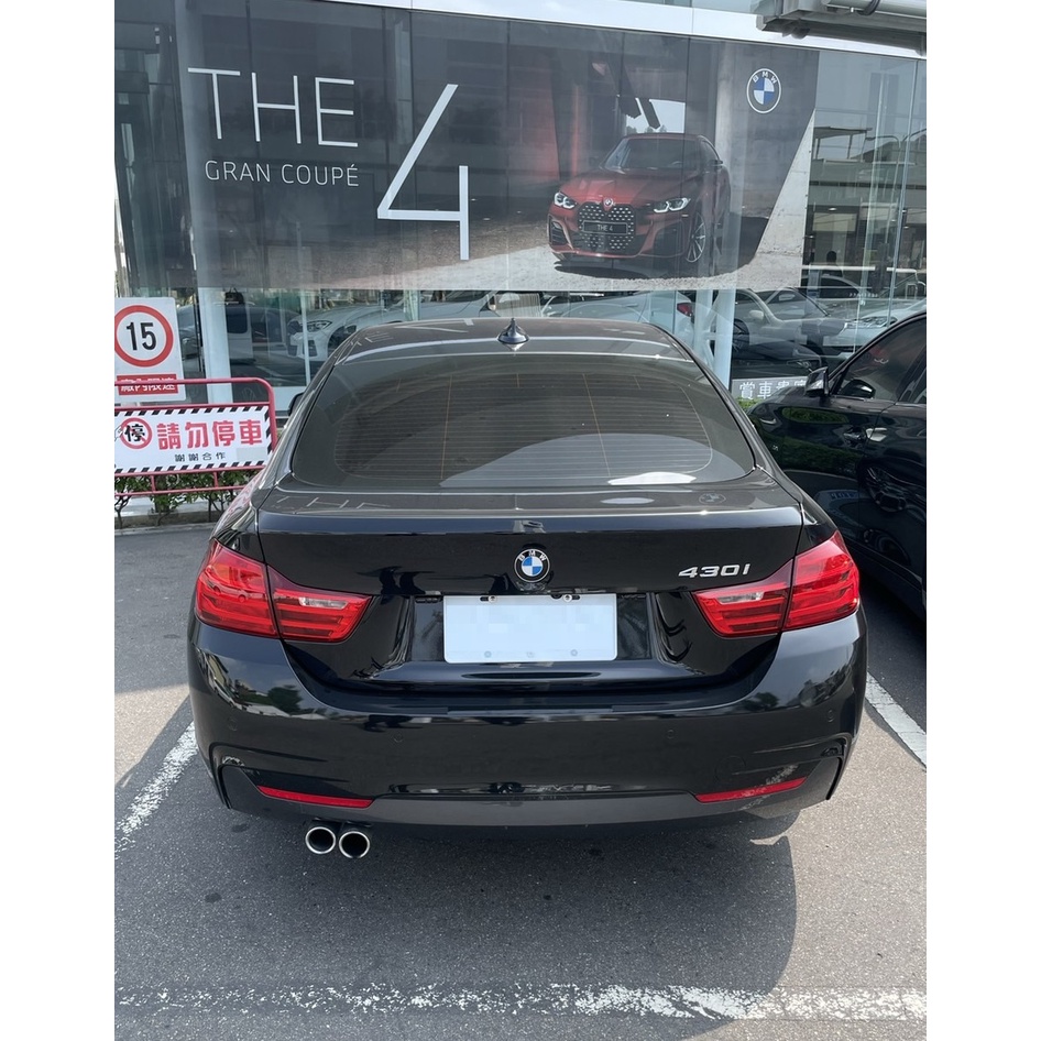 BMW  F36 430i  原廠後保桿+後下巴