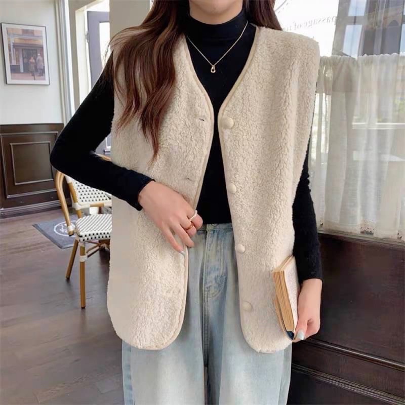 𝑶𝒂𝒕𝒎𝒆𝒂𝒍 現貨｜🐻熊寶寶 毛絨絨圓釦背心(3colors)