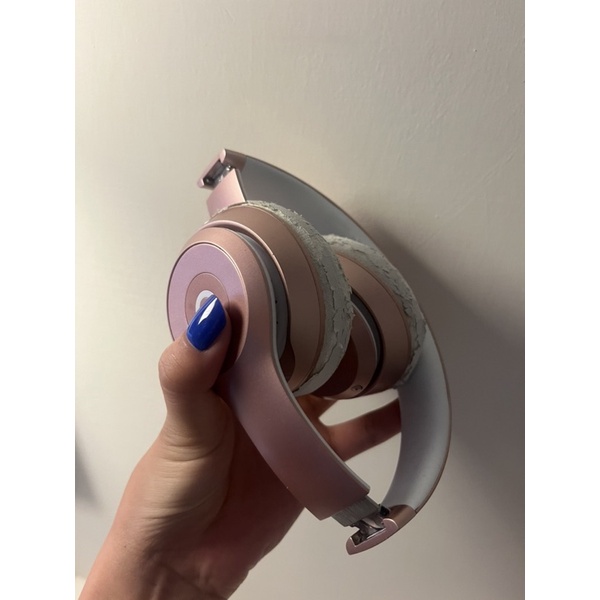 二手 Beats Solo2 Wireless 無線藍芽耳罩式耳機 玫瑰金