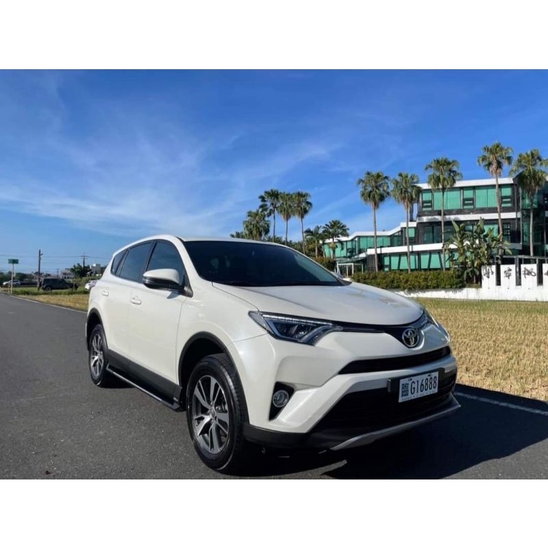 誠售二手車 2017年toyota rav4 2.0L車況好 里程少 無待修 車庫車 無煙車 eco sport鍵