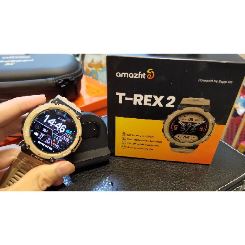 Amazfit T Rex 2 GPS 極地運動智慧手錶（送支架、保貼、充電線，保固到明年9/9）