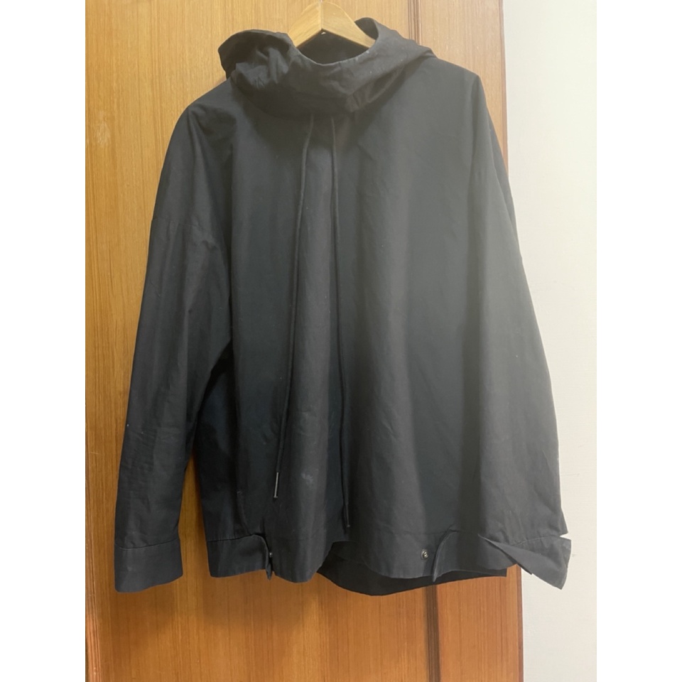 連帽防風帽Ｔ 長袖 黑色 運動風 2019年日本市集購回 GU防潑水抗風雨外套雨衣
