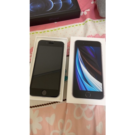 自售：iPhone SE2白色64G