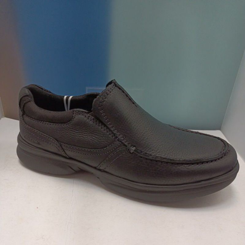 岡山名亨 Clarks  男款 Bradley Free 寬楦 休閒鞋 #CLM53160C $5880