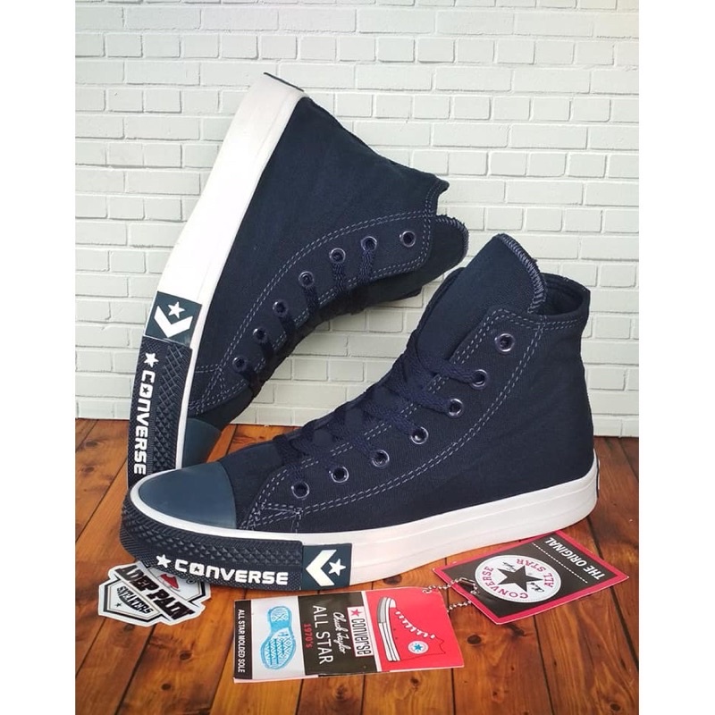 sepatu converse