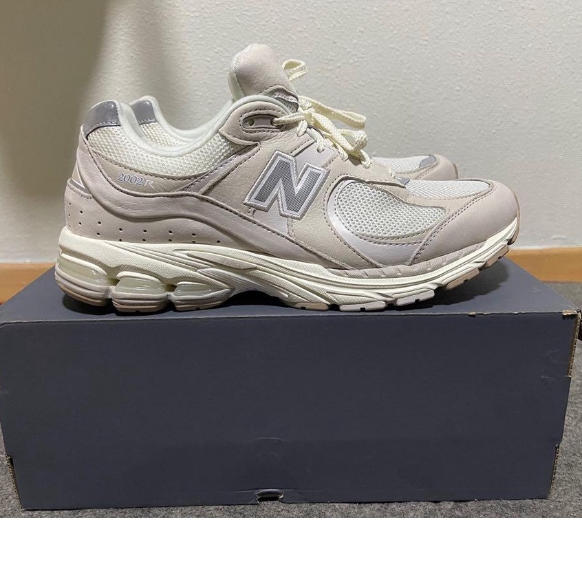 NEW BALANCE 2002R 燕麥米 麂皮 米白 NB 休閒 M2002RAA 男女鞋