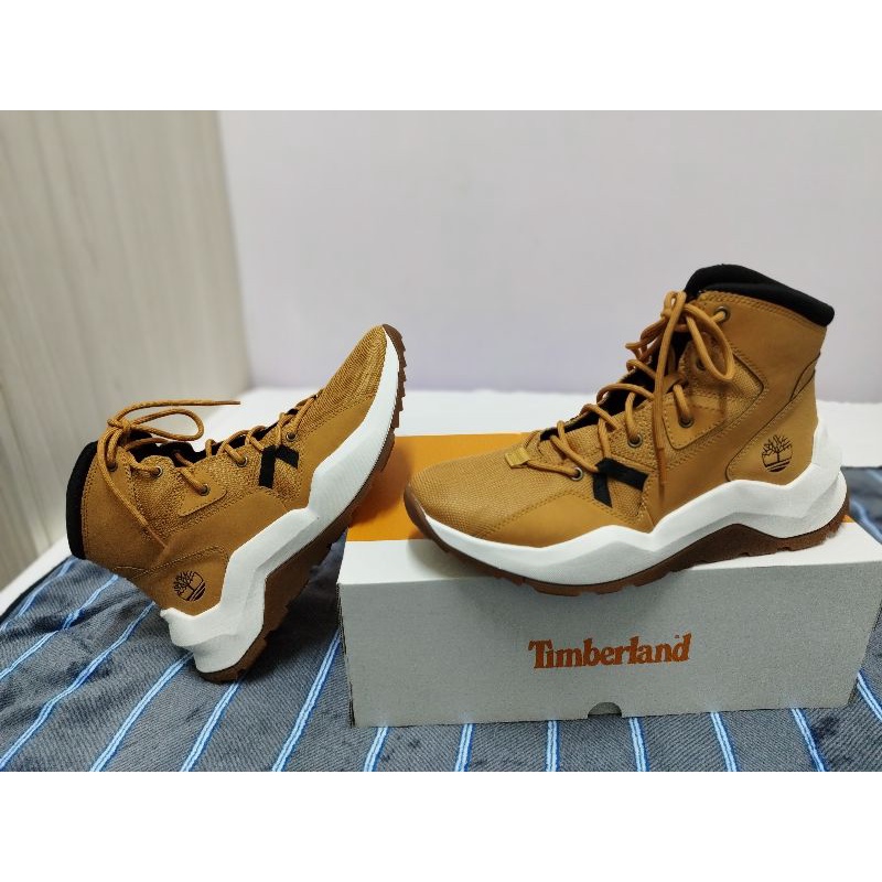 全新正品Timberland 小麥色輕量靴26.5(尺碼偏大一號27.5~28可穿)