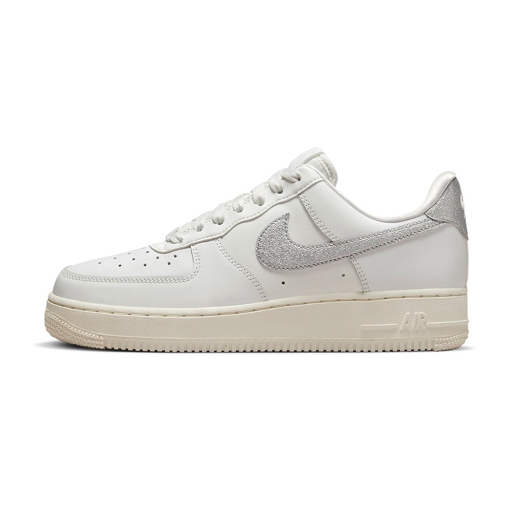 Nike W AIR FORCE 1 07 ESS TRND 女 白銀灰 奶油底 復古 休閒鞋 DQ7569-100