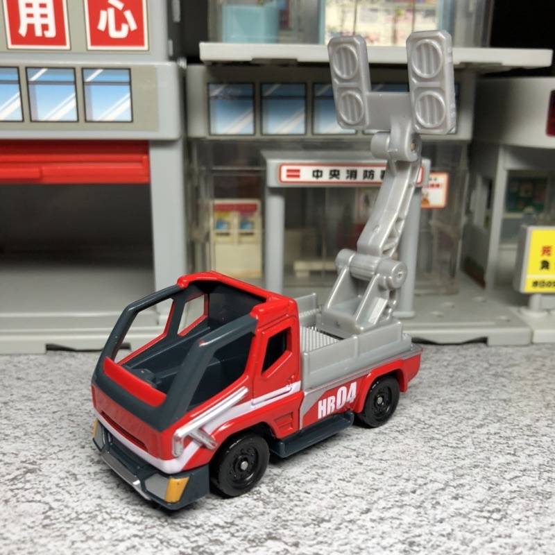 Tomica HR04 機動照明車