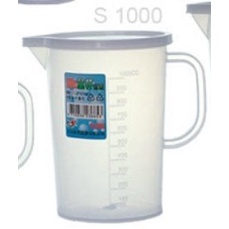 ◎超級批發◎震嶸 S1000-000358 量杯 透明冷水壺 花茶壺 果汁壺 塑膠調味壺 浮雕刻度 單把 1L 附蓋