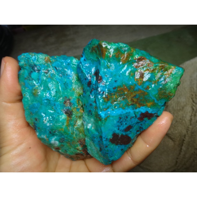 《藍金寶石玉石批發區》→〈原石系列〉→天然美國藍寶石原礦5粒〈1110公克→Bh535特價