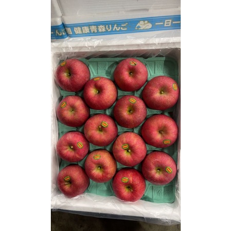 #日本青森縣弘前富士蘋果28A超大果（原箱28粒），單粒：370g(±5%)淨重