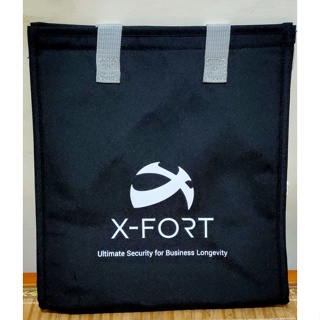 X-Fort 精品科技 保冷袋(全新品)