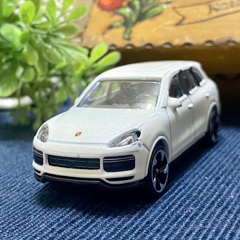 Majorette 白色 Porsche Cayenne Turbo 凱燕 保時捷 美捷輪 美捷輪小汽車