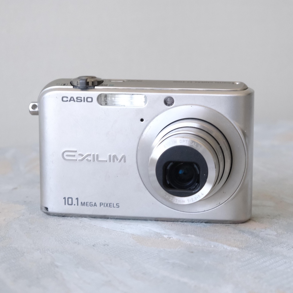 Casio Exilim Zoom EX-Z100 早期 CCD 數位相機