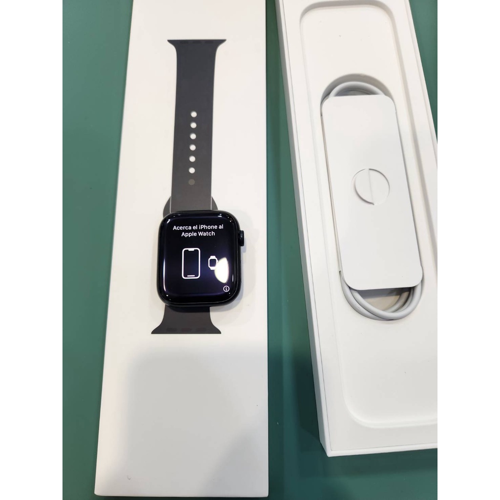 汎德通訊【全新拆封】- Apple Watch Series 8 GPS 鋁金屬 45mm 黑 原廠保固11個月