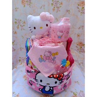 女寶寶尿布蛋糕。Hello Kitty~幫寶適尿布蛋糕塔，彌月禮盒/抓周禮/新生兒禮盒