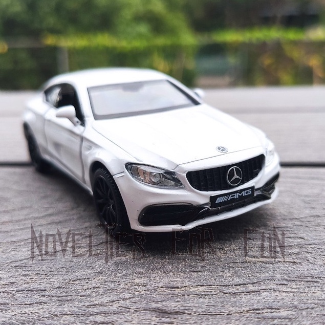 Mercedes-Benz C63S 1:36模型車 賓士C-CLASS W205