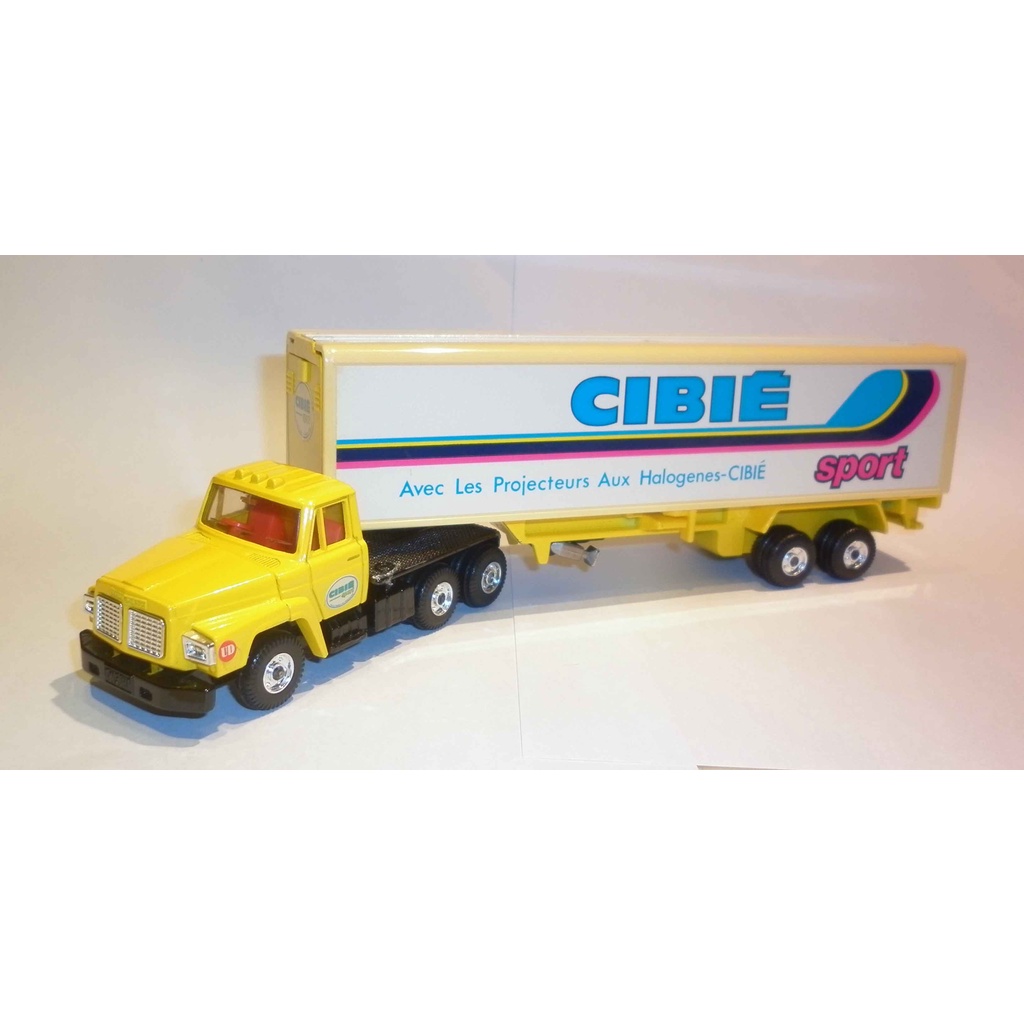 Tomica Dandy Nissan UD Truck 連結 貨車 CIBIE SPORT 絕版 日本製