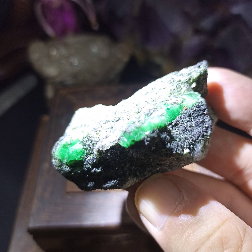 飛水晶-91(83g)雲南祖母綠原礦