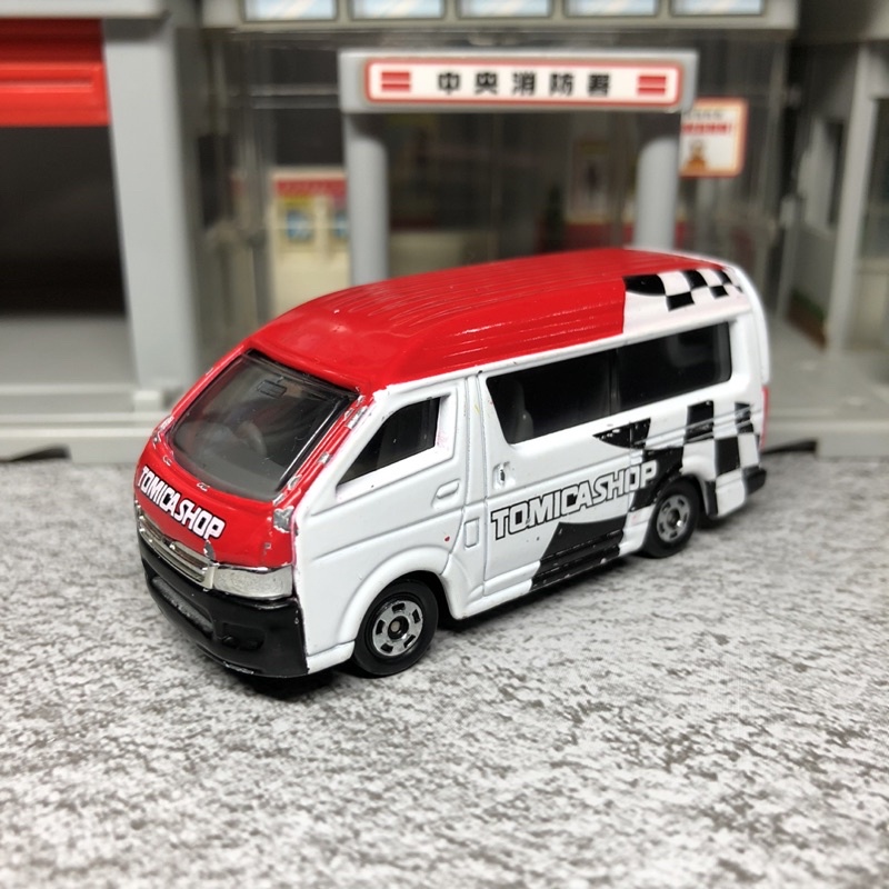 Tomica 48 Toyota hiace