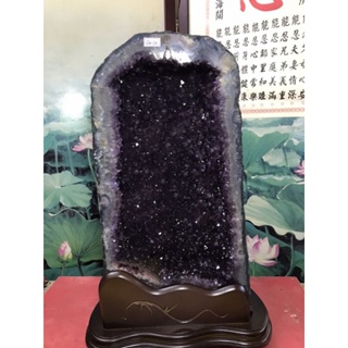 月理水晶~ 頂級超艷紫色26.56kg ((巴西晶花極光共生紫晶洞)) 藏風 納氣.納財.聚財