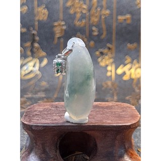 【金龍翡翠】5折~糯冰種飄綠花【褔瓜8】瓜吊墜/平安/緬甸玉翡翠<A貨>玉石