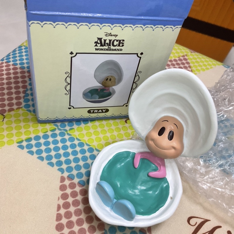 日本迪士尼 愛麗絲夢遊仙境 牡蠣寶寶 陶瓷擺件 公仔 景品