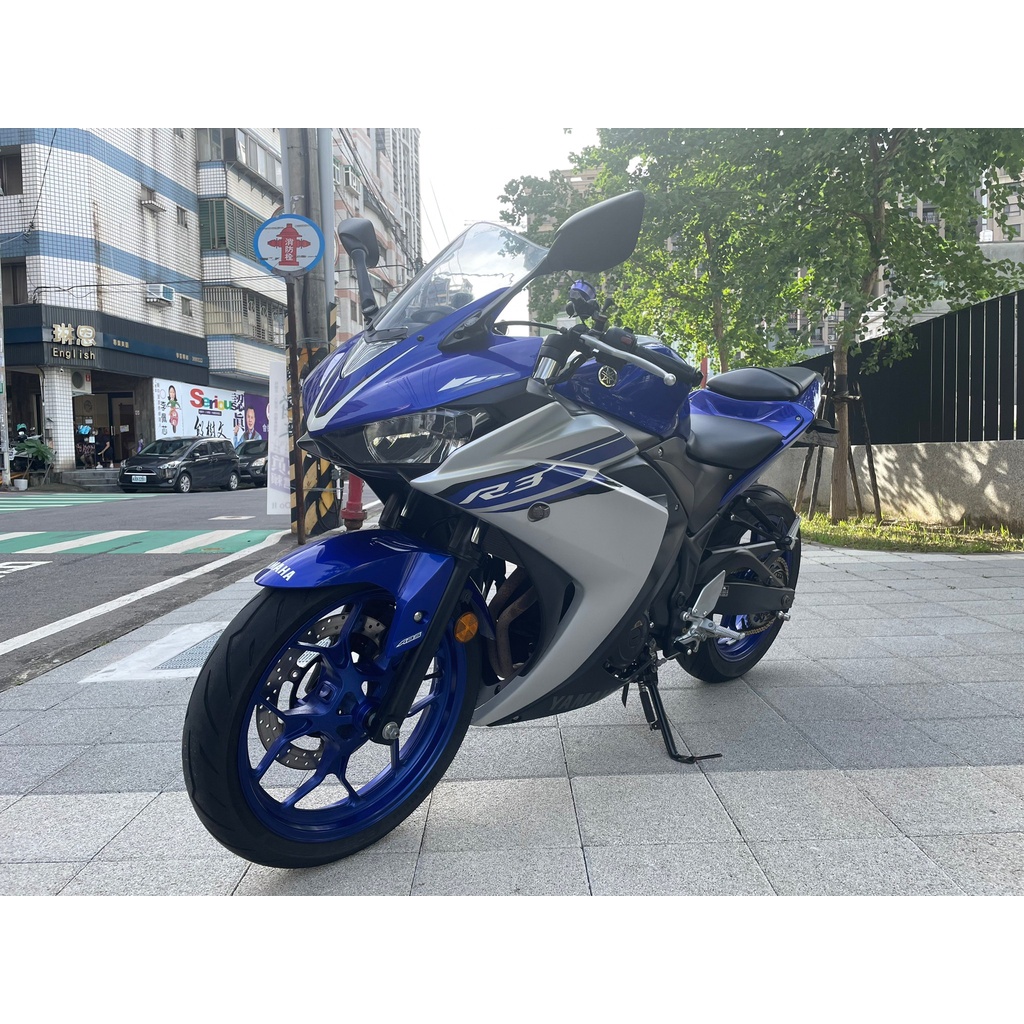 YAMAHA YZF-R3 ABS