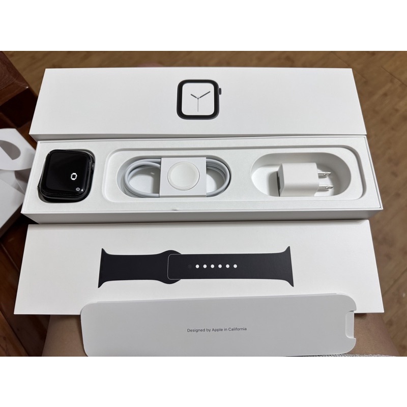 ⌚️二手⌚️Apple Watch S4 LTE版 44mm 黑