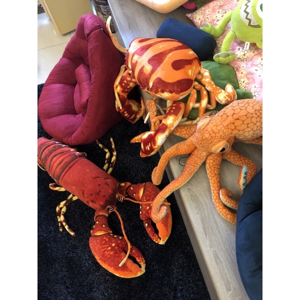 交換禮物～螃蟹，龍蝦，章魚哥抱枕
