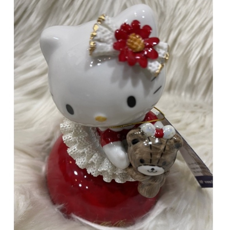 日本進口Kitty抱熊音樂鈴瓷器