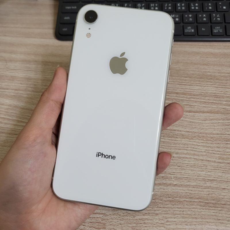 二手 iphone XR 128G 白色 狀況極佳 外觀無刮傷 使用正常