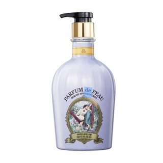 【💕 蝦海中的小蝦米 💕】ON THE BODY VEILMENT 珍珠煥白香水沐浴精 麝香 600ml